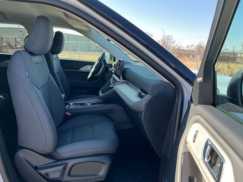 New 2026 Ford Explorer Active image 15