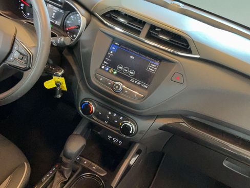 Used 2023 Chevrolet TrailBlazer LS FWD image 34