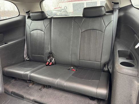 Used 2012 Buick Enclave Leather image 17