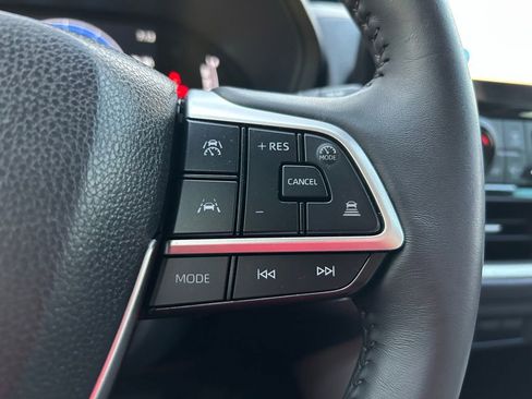 Used 2025 Toyota Grand Highlander FWD image 19