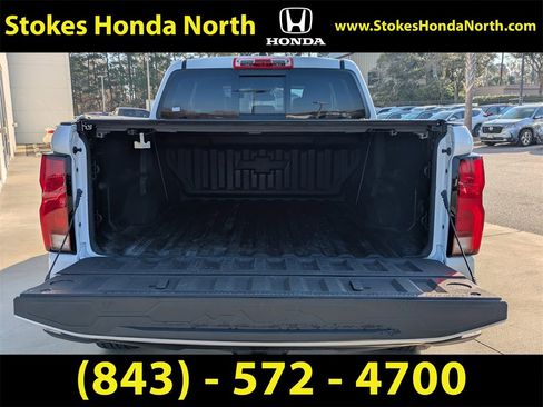 Used 2023 Chevrolet Colorado Z71 w/ Z71 Convenience Package 2 image 13