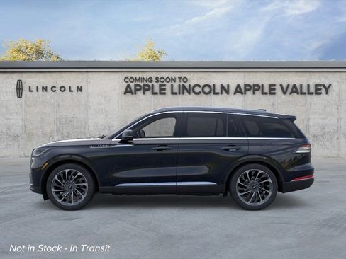 New 2026 Lincoln Aviator Reserve w/ Illumination Package AWD/4WD image 3