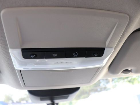 Used 2024 Nissan Sentra SV FWD image 38