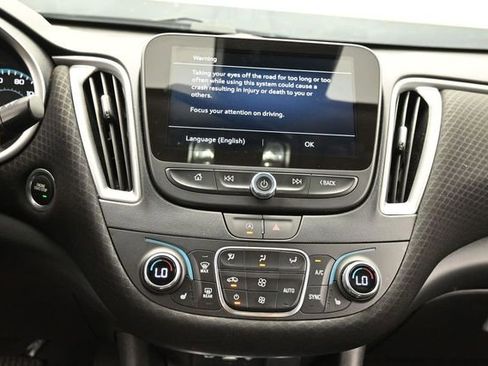 Used 2024 Chevrolet Malibu LT FWD image 22