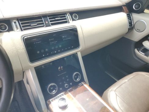 Used 2018 Land Rover Range Rover Supercharged AWD/4WD image 19
