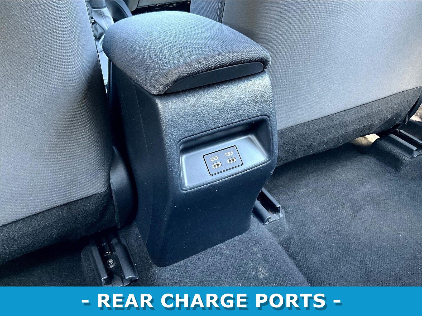 Used 2024 Toyota Corolla LE FWD image 10