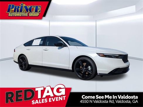 Used 2025 Honda Accord Sport image 1