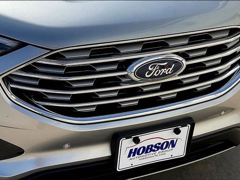 Used 2024 Ford Edge Titanium AWD/4WD image 29