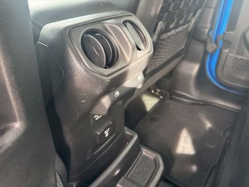 Used 2022 Jeep Wrangler Unlimited Rubicon 4xe w/ Cold Weather Group image 8