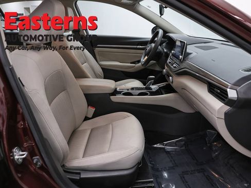 Used 2023 Nissan Altima 2.5 SV AWD/4WD image 24