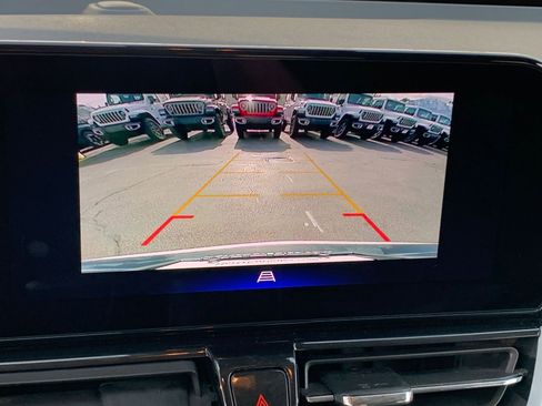 Used 2025 Chevrolet TrailBlazer LT image 17