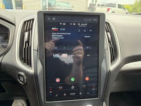 Used 2023 Ford Edge SEL AWD/4WD image 16
