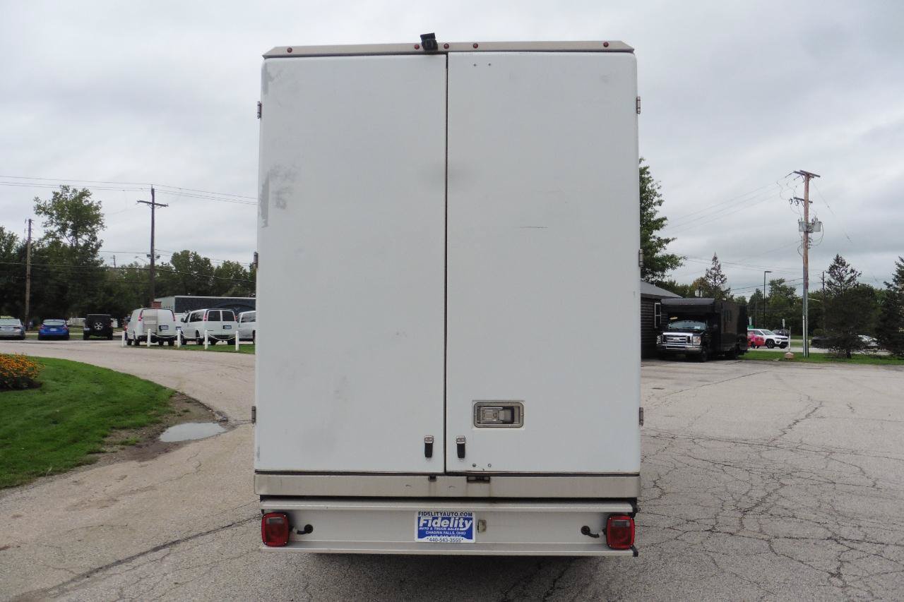 Used 2023 Ford E-350 and Econoline 350 Super Duty w/ Power Windows & Locks Group RWD image 29