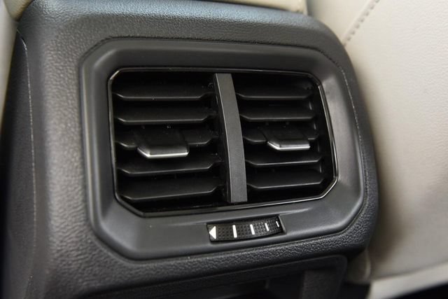 New 2026 Volkswagen Taos SE AWD/4WD image 24
