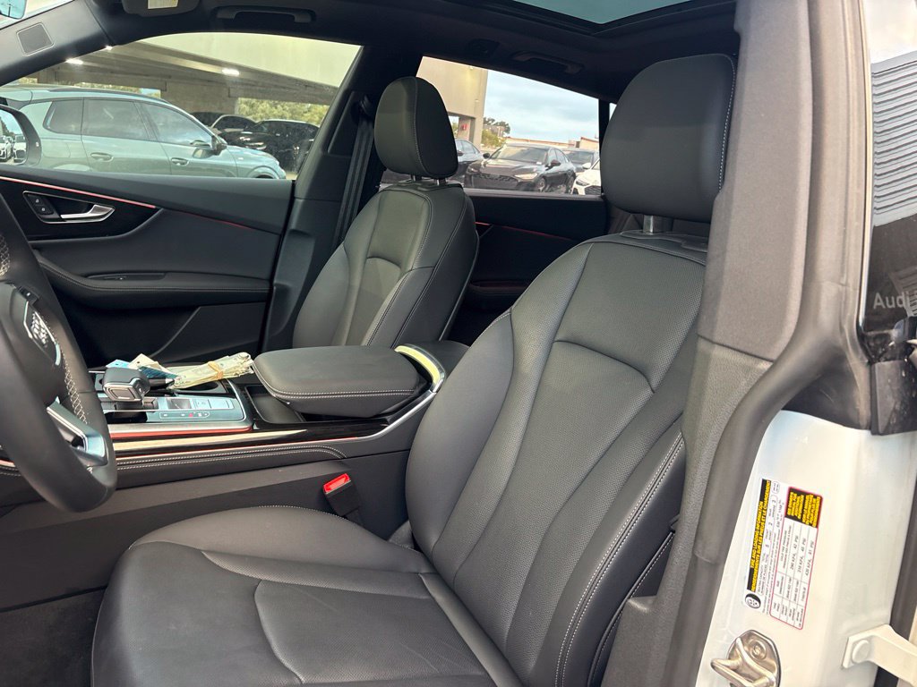 Used 2026 Audi Q8 Premium Plus AWD/4WD image 13