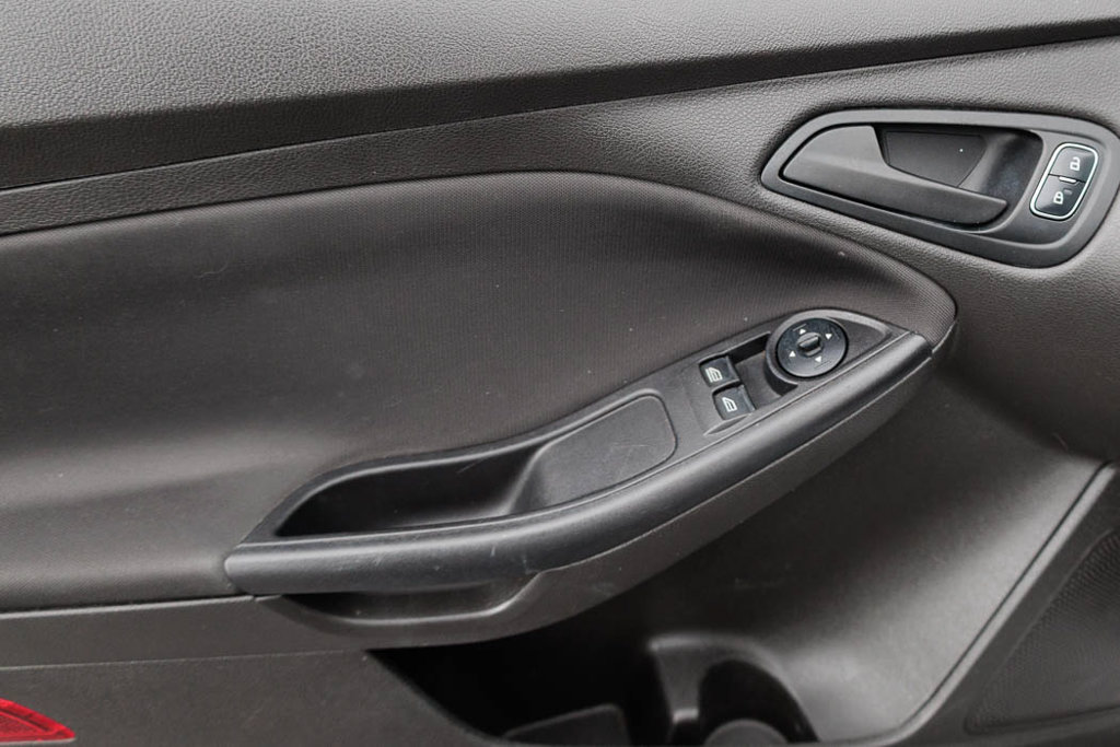 Used 2016 Ford Focus S FWD image 18