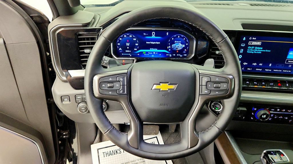 Used 2026 Chevrolet Silverado 1500 High Country w/ High Country Premium Package AWD/4WD image 14