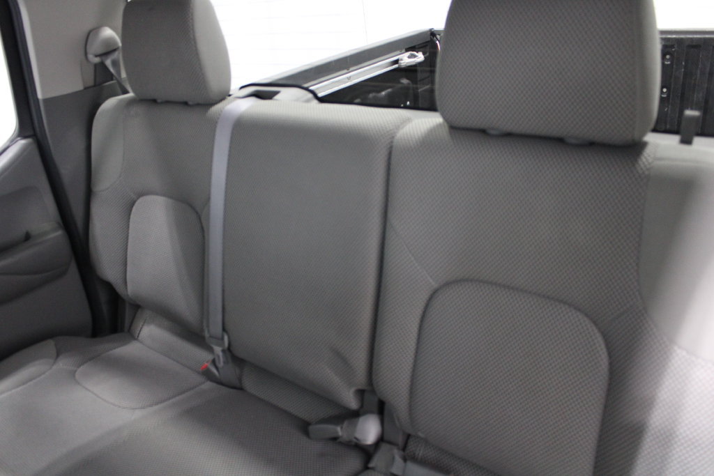 Used 2011 Nissan Frontier SV w/ SV Premium Utility Pkg RWD image 18