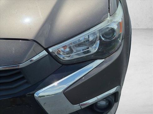 Used 2016 Mitsubishi Outlander Sport ES FWD image 9