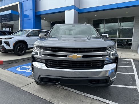 Used 2021 Chevrolet Silverado 1500 LT w/ All Star Edition Plus image 8