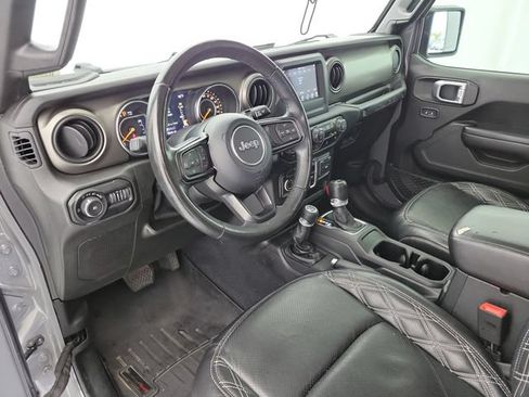 Used 2019 Jeep Wrangler Unlimited Sport S AWD/4WD image 16