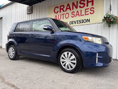 Used 2014 Scion xB Base 4dr Wagon 4A image 2