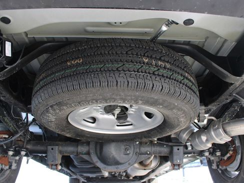 Used 2025 Chevrolet Express 2500 Extended w/ Communications Package image 37