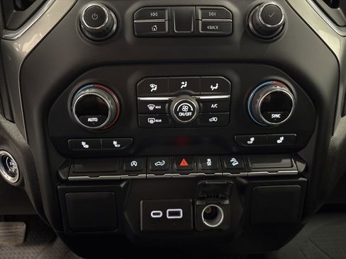 Used 2022 Chevrolet Silverado 1500 RST w/ Z71 Off-Road Package image 23