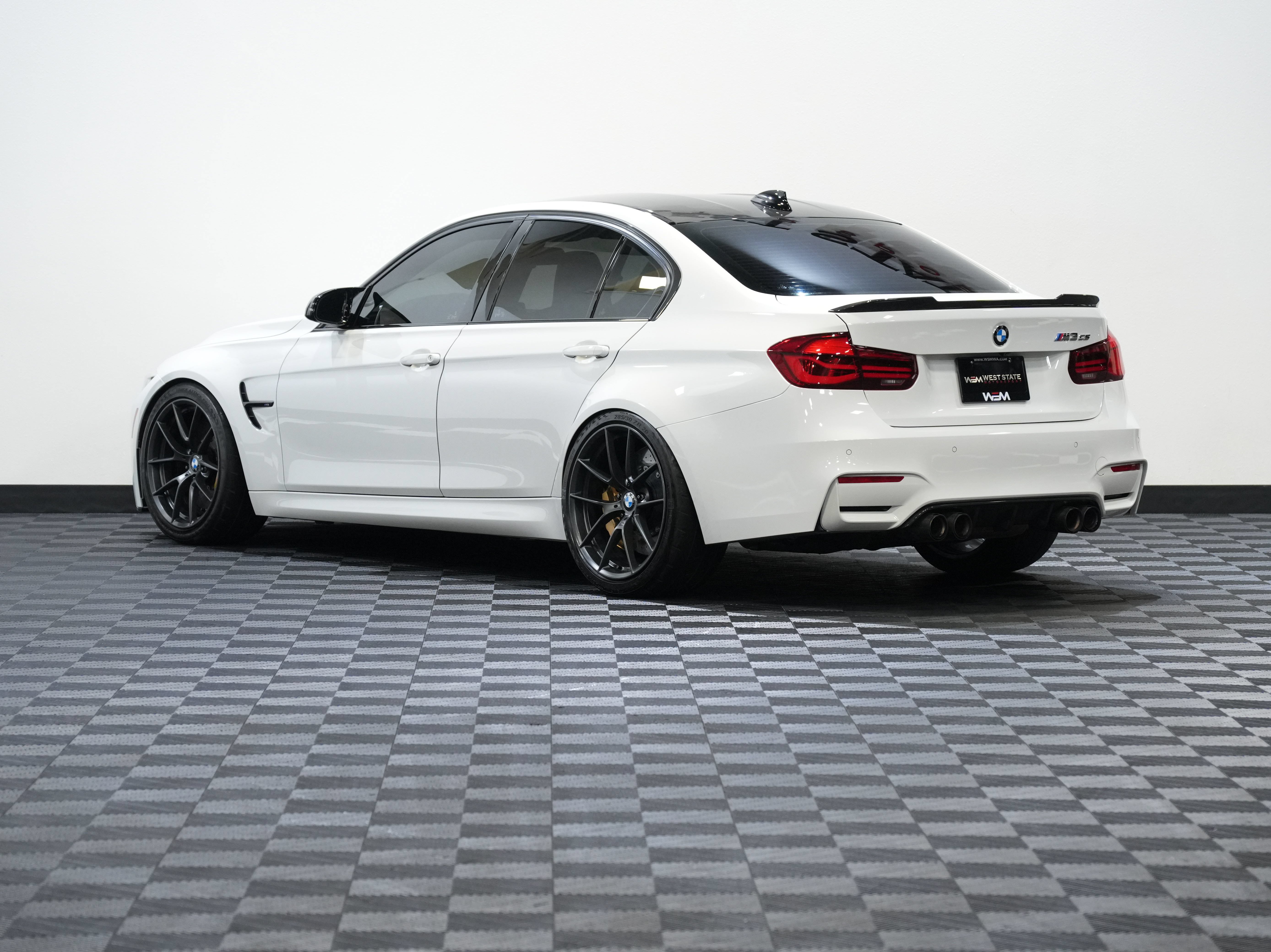 Used 2018 BMW M3 CS w/ Executive Package RWD image 8