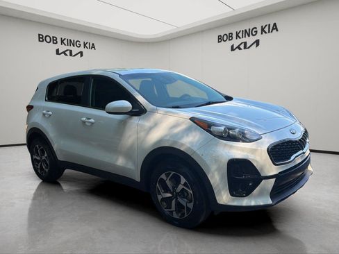 Used 2022 Kia Sportage LX FWD image 7