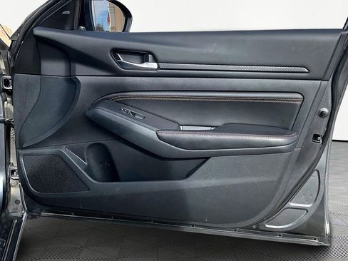 Used 2022 Nissan Altima 2.5 SR image 24