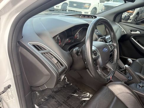 Used 2014 Ford Focus ST w/ Equipment Group 202A FWD image 22