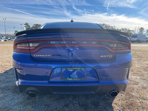 Used 2020 Dodge Charger SRT Hellcat w/ Carbon/Suede Interior Package image 5