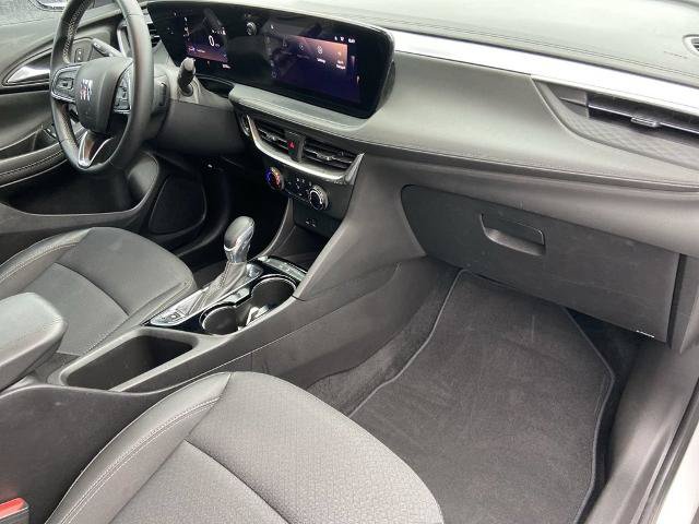 Used 2025 Buick Encore GX Preferred FWD image 24