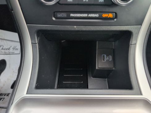 Used 2024 Ford Edge SEL w/ Convenience Package image 29