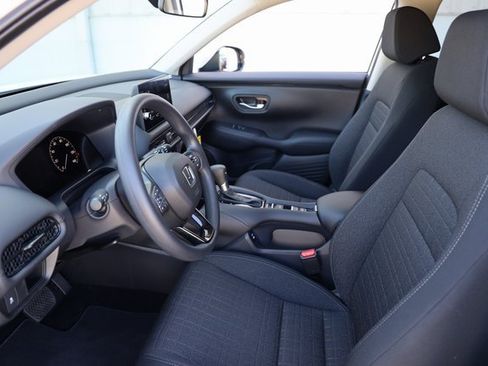 New 2026 Honda HR-V LX image 10