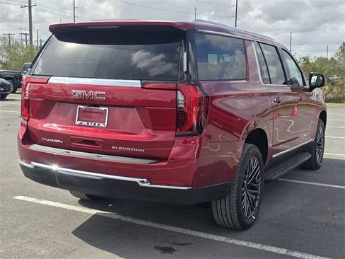 New 2026 GMC Yukon XL Elevation image 5
