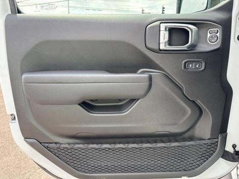 New 2025 Jeep Wrangler Sport S image 27