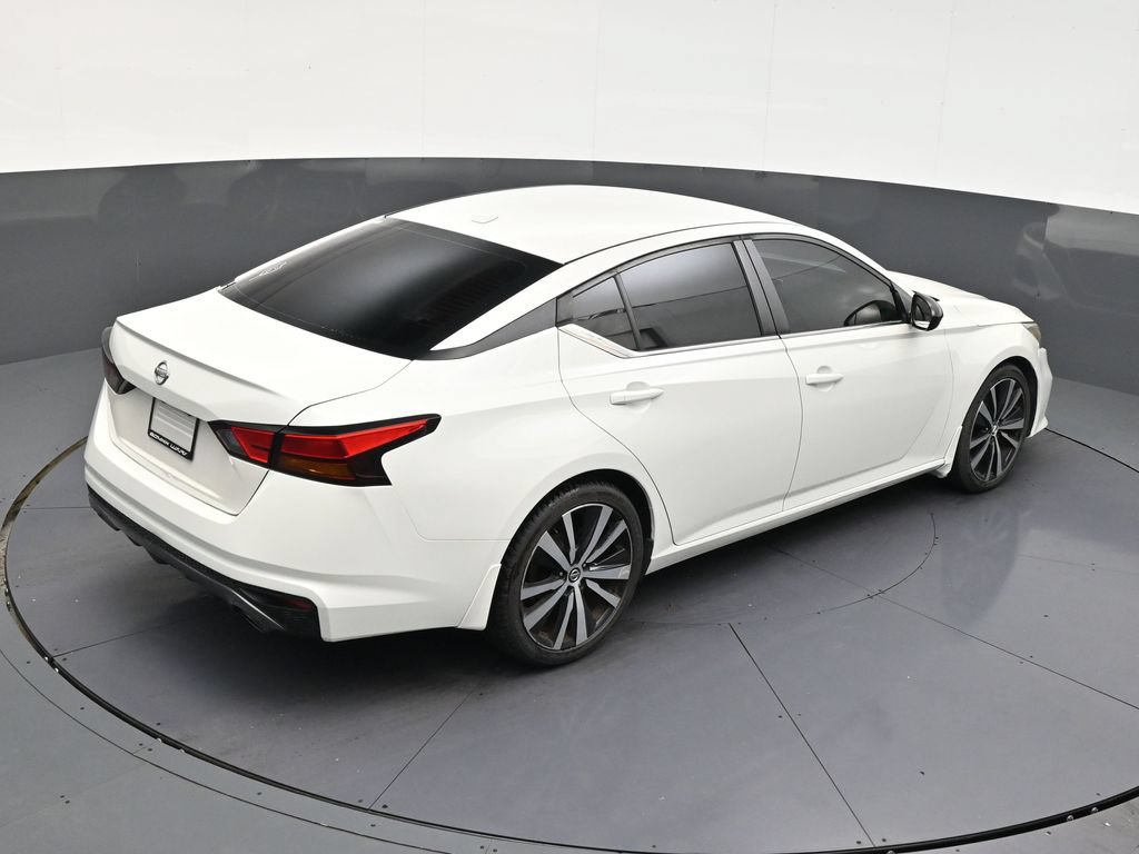 Used 2019 Nissan Altima 2.5 SR FWD image 15