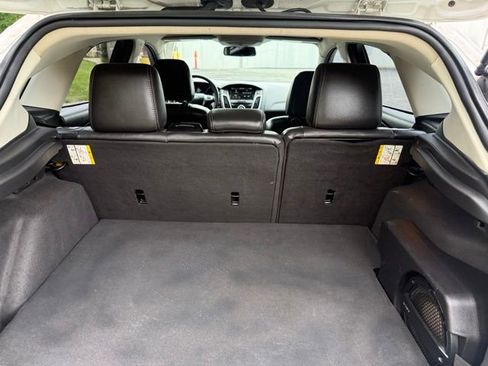 Used 2012 Ford Focus Titanium FWD image 6