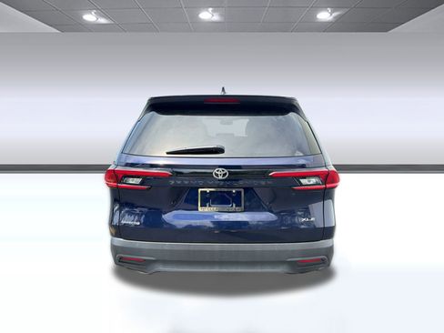 Used 2025 Toyota Grand Highlander FWD image 10