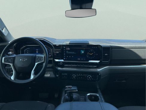 Used 2023 Chevrolet Silverado 1500 RST w/ Z71 Off-Road Package AWD/4WD image 14