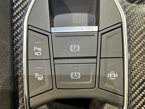Used 2024 Lamborghini Urus Performante AWD/4WD image 29