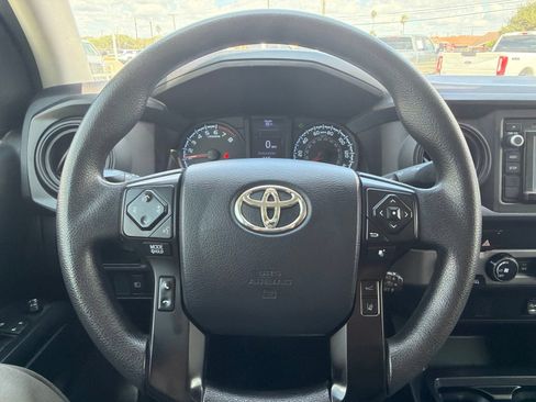 Used 2019 Toyota Tacoma SR w/ SR Convenience Package AWD/4WD image 18