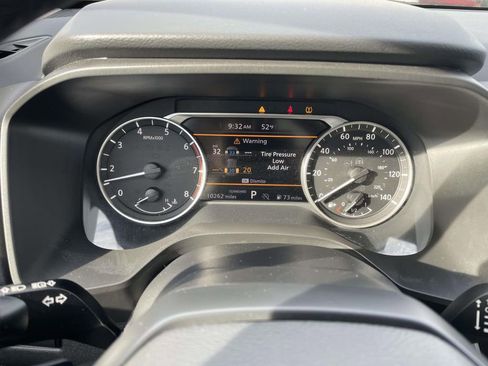 Used 2025 Nissan Rogue SV w/ SV Premium Package image 30