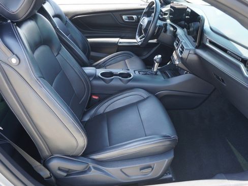 Used 2024 Ford Mustang GT Premium RWD image 15