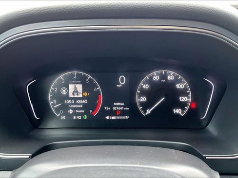 Used 2025 Honda Pilot TrailSport image 26