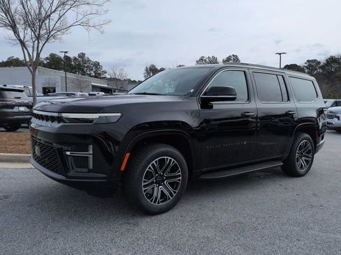 New 2026 Jeep Compass Latitude image 7