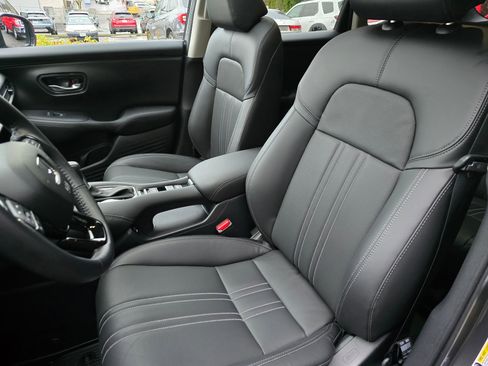 Certified 2025 Honda HR-V EX-L image 23