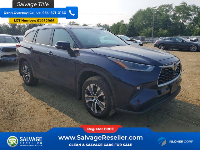 Used 2021 Toyota Highlander XLE AWD/4WD image 5